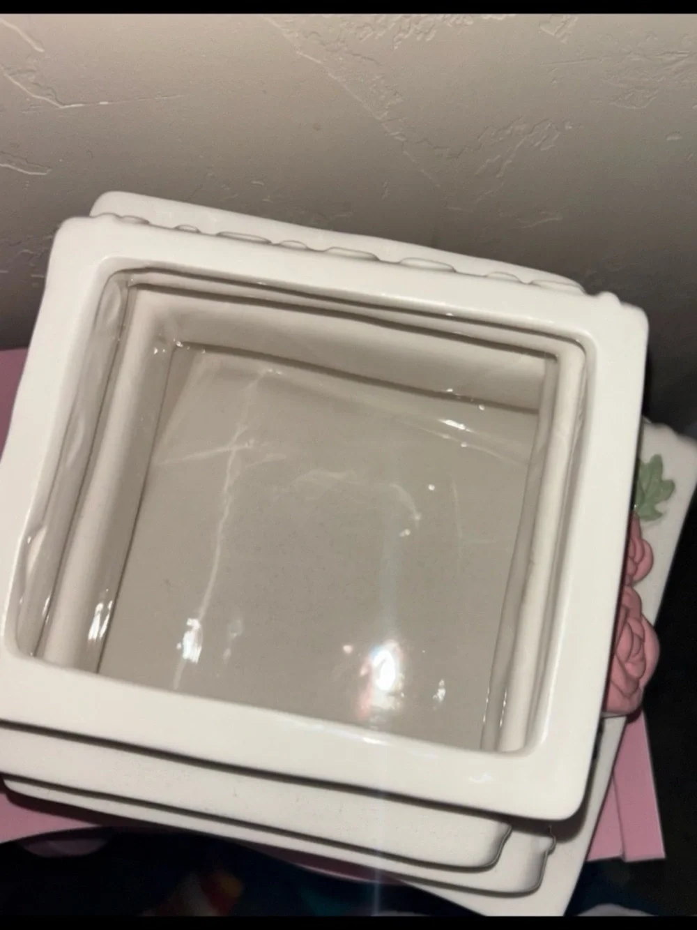 Romance Book Stack Ceramic - Picture 5 of 5